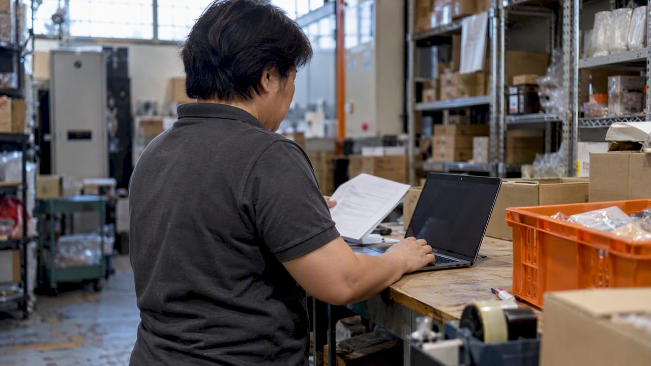 Inventory Software: Singapore SMEs Should Check InvoiceNow First