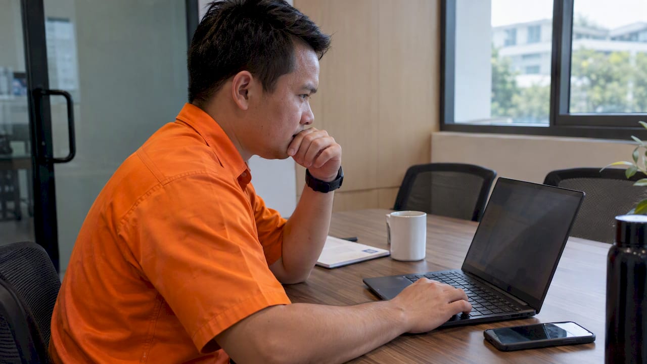 Power Apps vs AppSheet for SMEs: When a Managed Workflow Wins